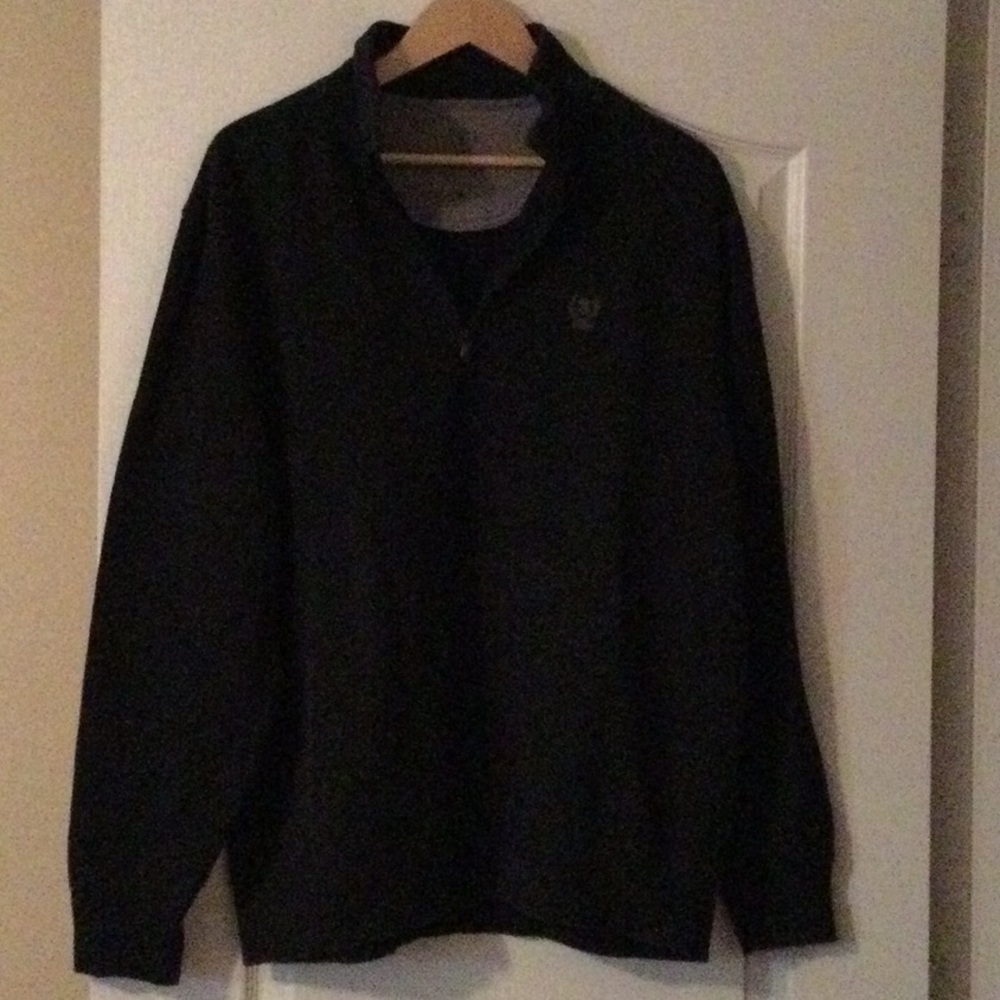 Pullover sweatshirt